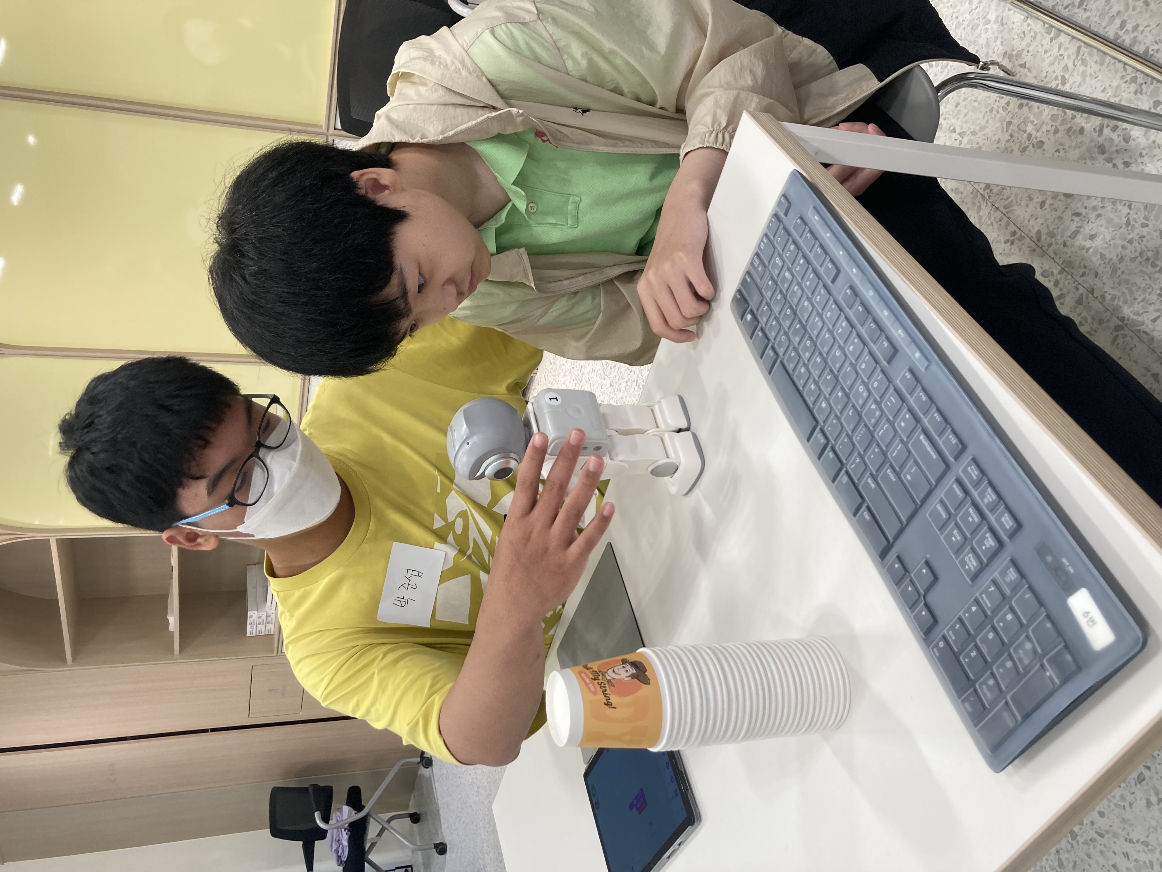 디지털새싹 캠프 수업 작품 5