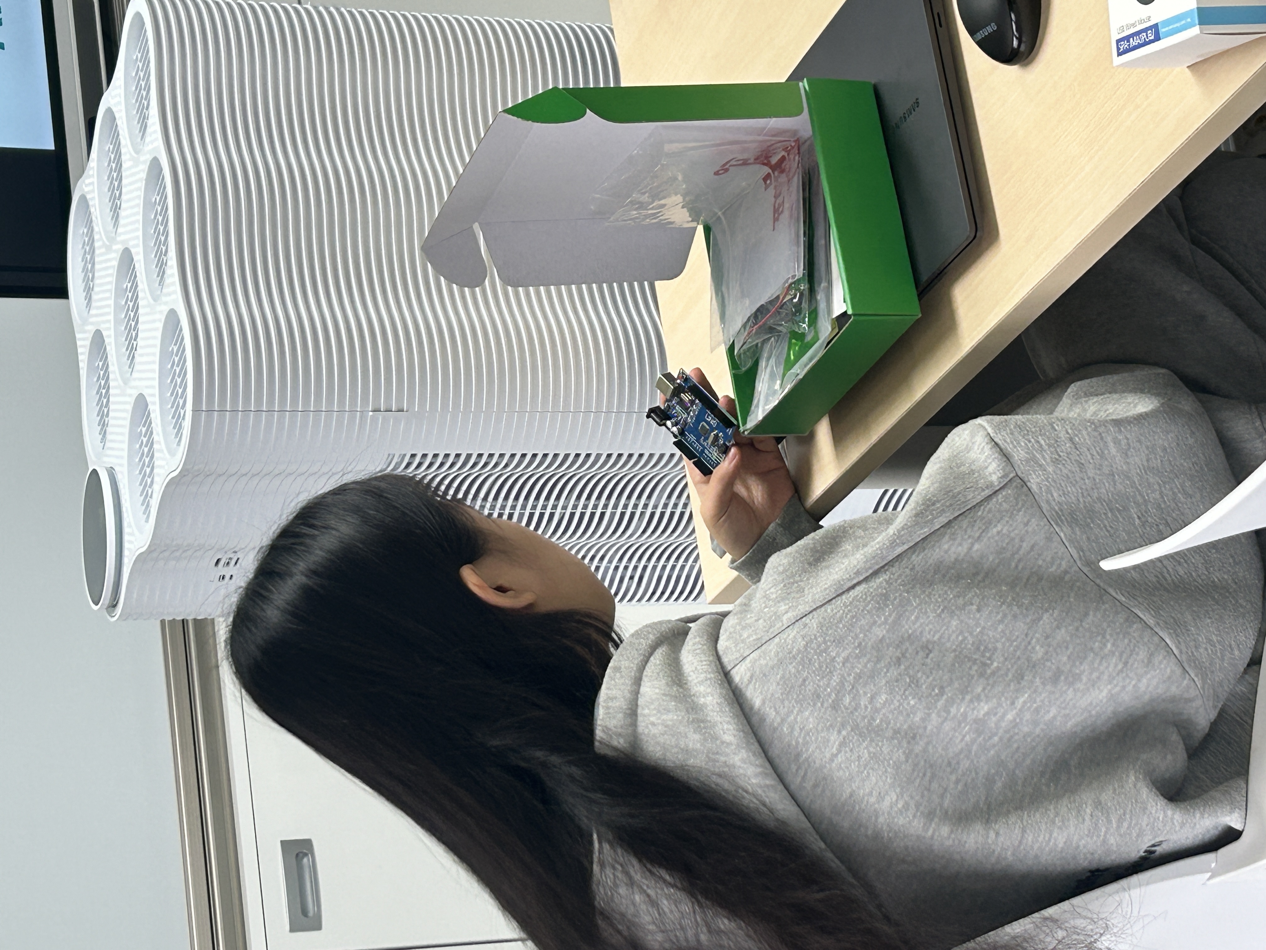 아두이노 피지컬 수업 작품 12