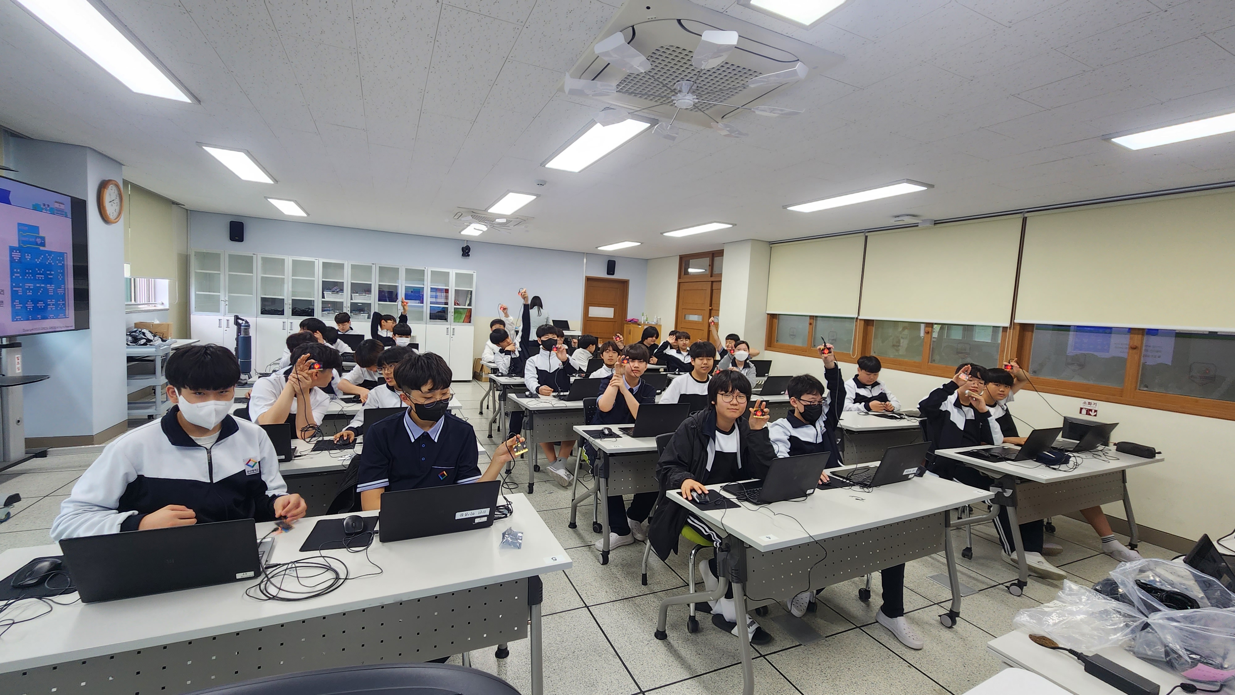 마이크로비트 메이킹 수업 작품 11